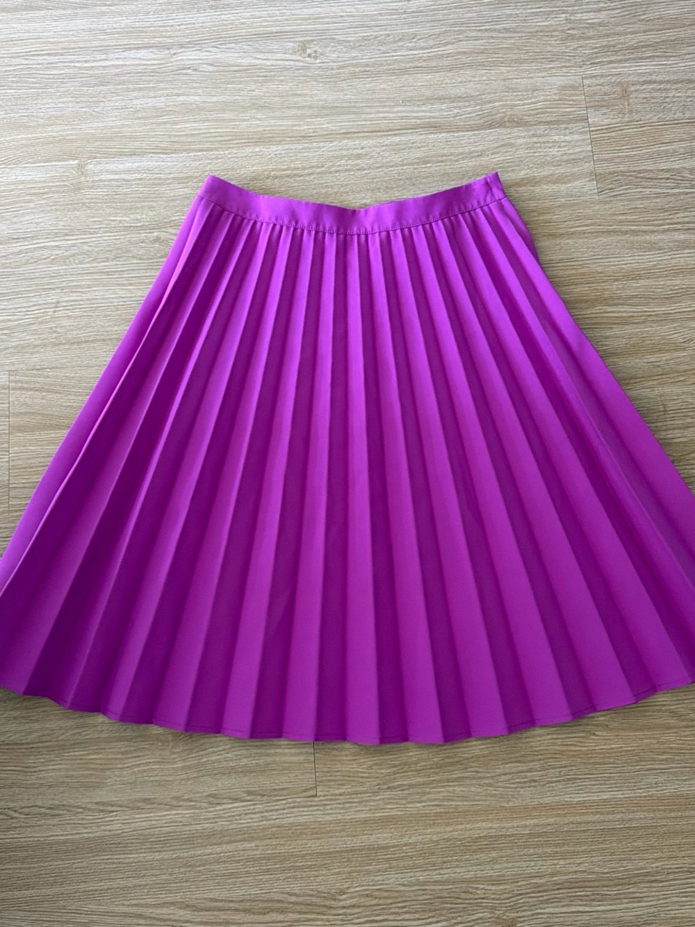 H&M Pleated Circle Skirt in Vivid Fuchsia